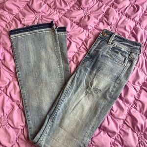American Eagle Hi-Rise Kick Boot Denim Jeans — Size 2 Regular!!